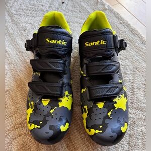 Santic Men's Athletic Cycling Shoes in Black & Neon Yellow